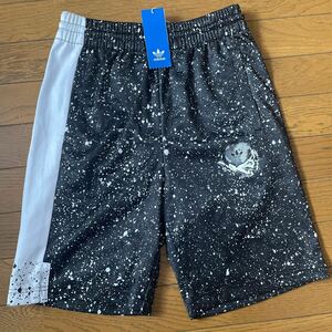 新品 adidas Originals アディダス オリジナルス メンズ XS 総柄サイドライン ショートパンツ ハーフパンツ 8459円 ブラック