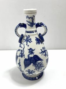  Taiwan shaoxingjiu 25 year old sake ceramics blue phoenix . dragon 1000ml 17.5% sphere Izumi Taiwan ... cellar z25 year old sake .. interior collection 