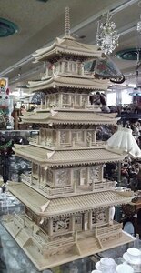 百貨店で高額で購入　超大型五重塔　木製模型・木工芸（五重の塔）　約１９０ｃｍ（^00VG17T