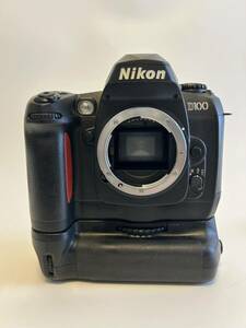 Nikon ニコン D100 デジタル一眼レフカメラ　現状品