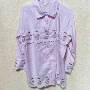 シャツ ブラウス 刺繍 ピンク 薄紫