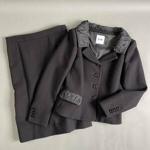 MA1264 MOSCHINO モスキーノ CHEAP AND CHIC レディースセットアップ ブラック ジャケット:XS〜Sサイズ スカート:S〜Mサイズ (検)冠婚葬祭