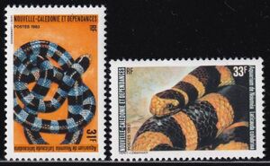 ak1458 New Caledonia 1983 snake #489-90