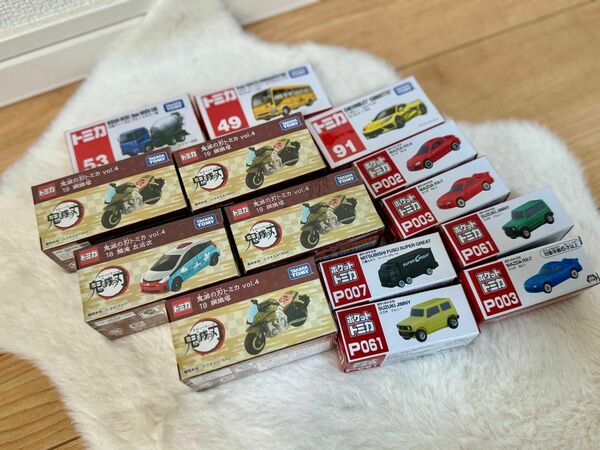 トミカ、ポケットトミカまとめ売り14台