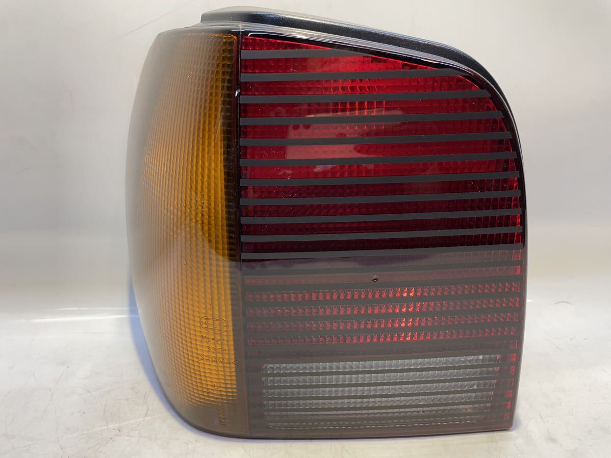 ワーゲン　フォルクスワーゲン　ポロ　6N 左テールランプ　左　テールライト純正新