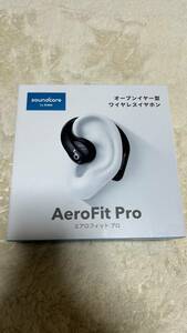 オープンイヤー型ワイヤレスイヤホン Soundcore AeroFit A3872N11 ブラック