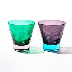 高級ペアロックグラス オールドグラス 2個セット ビールグラス ビアグラス 江戸硝子 切子 日本製 ぶどう グリーン 緑紫 化粧箱 結婚祝い