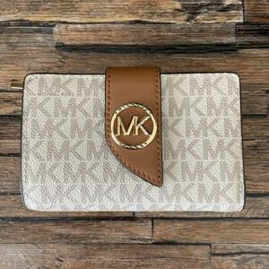 GREENWICH タブ ウォレット ミディアム MKシグネチャー 二つ折り 財布 マイケルコース MICHAELKORS