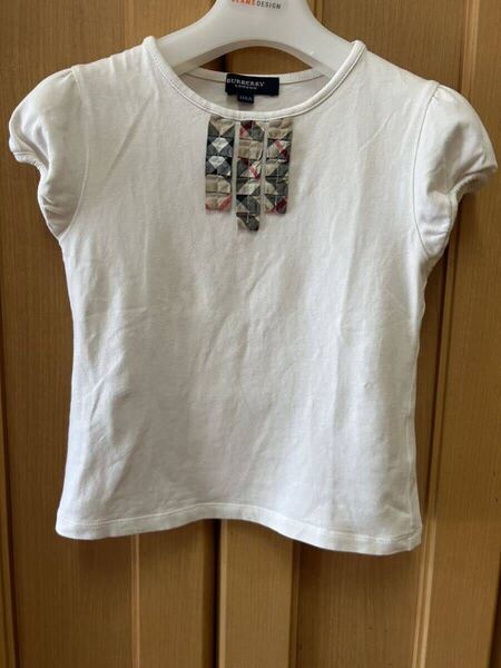美品《バーバリー110》半袖Tシャツ カットソー チェック柄 バーバリーロンドン BURBERRY トップス 女の子 白 パフ袖