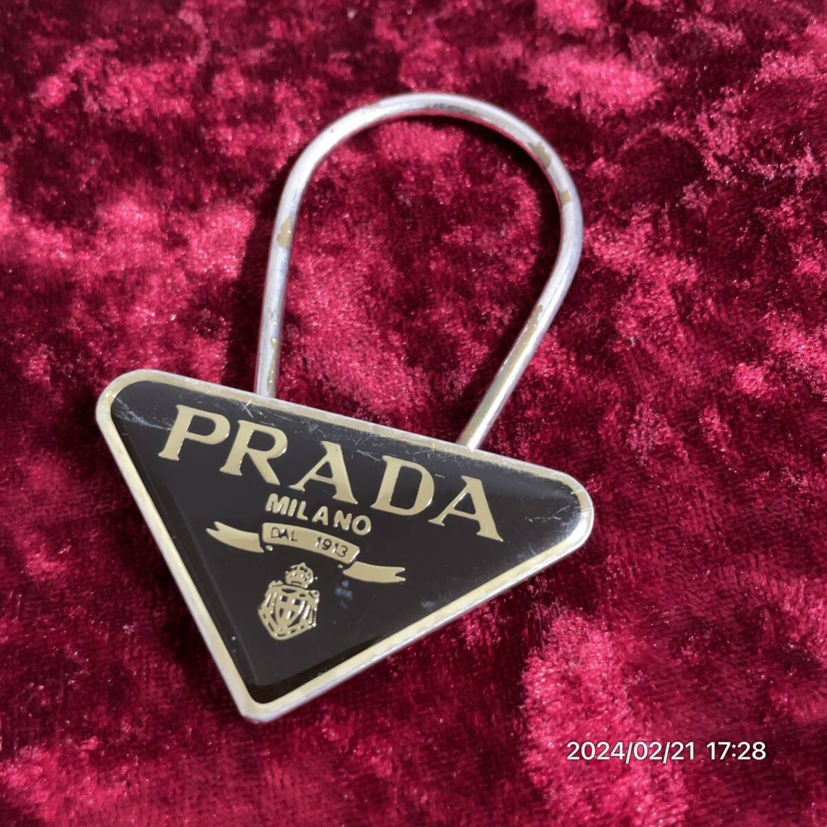 2025年最新】Yahoo!オークション -prada 三角プレート 2025年最新】Yahoo!オークション -prada 三角プレート