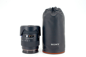 ■ SONY ソニー ■ Vario-Sonnar T＊DT 16-80mm F3.5-4.5 ZA SAL1680Z ●純正ポーチ付属● αAマウントレンズ 【ほぼ新品 送料込】