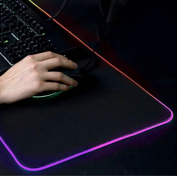 マウスパッド 光る LEDマウスパッド ゲーミング 7色の発光色