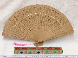 14543/ white . fan fan ... carving wooden white .. tree case attaching China fine art Showa Retro tea utensils kimono small articles 