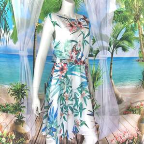 新品Wallis ホワイトシフォントロピカルフラワーワンピース L 春夏 綺麗