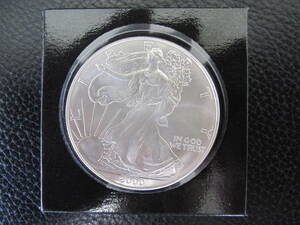  America Eagle silver coin 1 dollar original silver 1 ounce silver coin 2000 year unused / ③