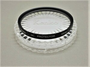 #1319fh ★★ 【送料無料】ケース付 Kenko ケンコー MC PROTECTOR 58mm ★★