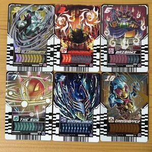 仮面ライダーガッチャード トレカ6枚セット ブリザンモス クロスホッパー バイオニ ザサン メカニッカニ スチームライナー