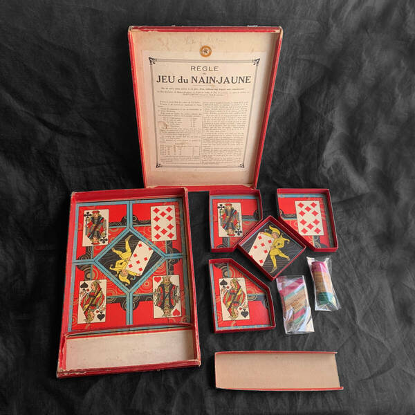 フランス 1900s Nain Jaune カードゲーム トランプ トレー 小物入れ ボックス ケース ヴィンテージ おもちゃ ぬいぐるみ 骨董 アンティーク