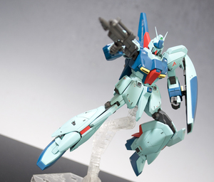 RGZ-91 リ ガズィ （1/144スケール HGUC 085 機動戦士ガンダム 逆襲のシャア 2004936）