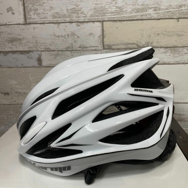 ロードバイク用ヘルメット　　　　　　　　　　　　Karmor asma2 ホワイト サイズSM 55〜58cm