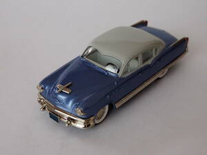 Brooklin ブルックリン Models 1/43 1953 KAISER MANHATTEN FOUR DOOR SEDAN（ホワイトメタル/鋳物製）英国製 超入手困難品