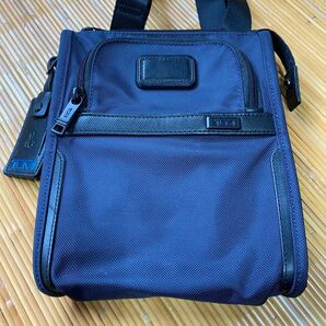 美品　TUMI 2203110NVSN3E SOPHNET