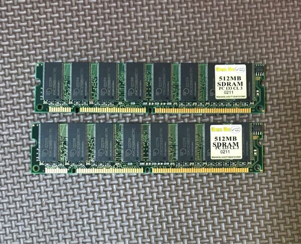 デスクトップメモリ PC133 CL3 512MBx2枚 合計1GB ノーブランド
