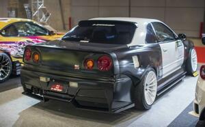 URAS ユーラス R34 SKYLINE TYPE-RR (ダブルアール)　2Dr リアフェンダー +80mm 個人宅発送不可