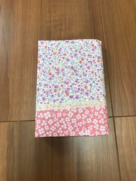 文庫本ブックカバー ハンドメイド リバーシブル ブックカバー 花柄 ギンガムチェック
