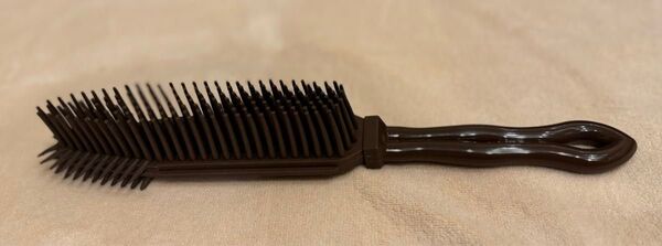【新品】ゴム製 ペットブラシ ブラウン 茶色 長さ 27㎝