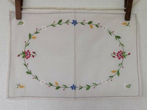  flower embroidery doi Lee tablecloth small flower . flower France Vintage antique French retro hand made handicrafts 