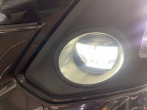 5kurudepa H30年 ルーミー DBA-M900A 左 フォグ ランプ ライト ＬＥＤ KOITO M910A タンク トール ターボ 2WD 点灯OK 美品 32999