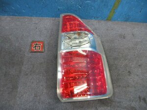 7kurudepa ノア DBA-ZRR70G 右 テール ランプ ライト 81550-28430 ＬＥＤ ICHIKO 28-198 [ZNo:06011229] 167438