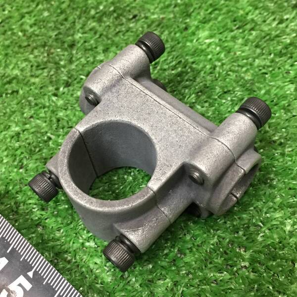 BIGM Φ16/24mm ハンドルブラケット BCW233S 梨地 刈払機 丸山 マルヤマ MARUYAMA