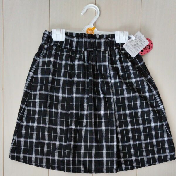西松屋　スカート　160 新品　 黒 チェック　女の子　子供