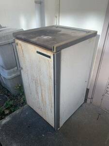 冷蔵庫　動作品　引き取り限定　ビンテージ　昭和レトロ　不具合無し　日立製　レトロポップ 1960年代　1970年代