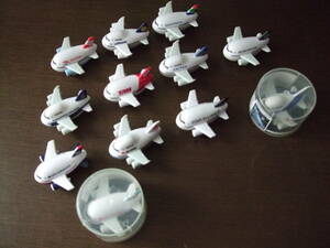 ねじ式自走飛行機　スターアライアンスコレクション　計12個　　ミニチュア飛行機　プラモデル　ミニチュア航空機