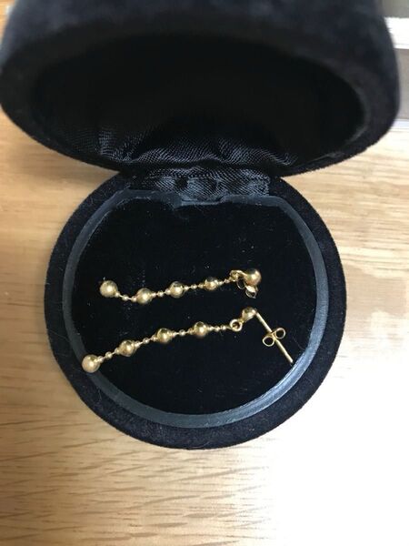 k18 ボールデザインピアス