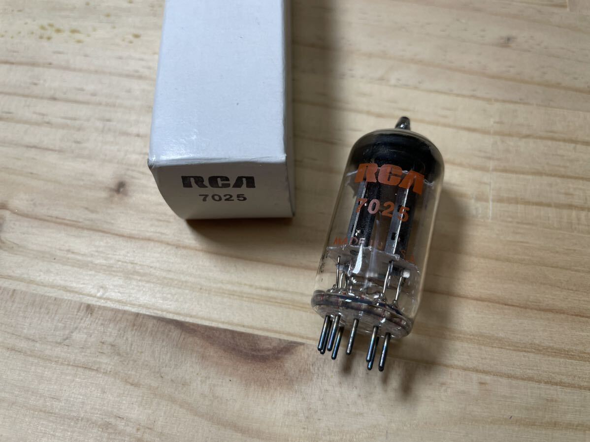 ヴィンテージ RCA 12AX7 真空管 古典的な真空管 RCA 7025 (12AX7) 真空管プリ管