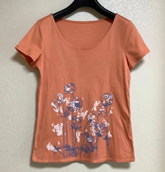 ◆ ドゥクラッセ/レディースTシャツ/フラワープリント 半袖Tシャツ