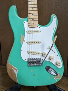 レリックギター　ストラトキャスタータイプ　not Fender エレキギター