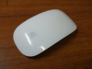 j29　Appleアップル マジックマウス A1296 Magic Mouse 中古　動作品