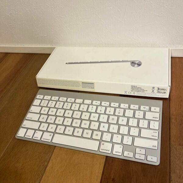 Apple ワイヤレス Keyboard アップル キーボード ワイヤレスキーボード　A1314 US