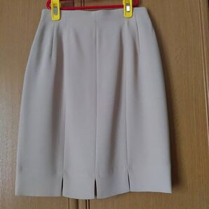 未使用 タイトスカート 夏スカート ベージュ ひざ丈スカート ミニスカート セミタイトスカート