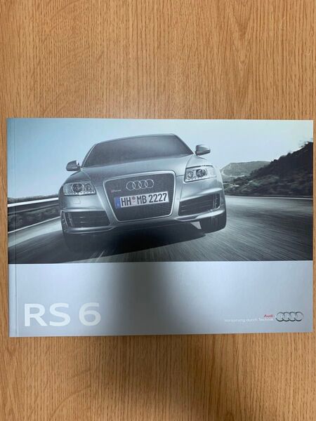 アウディ RS6 セダン ステーションワゴン カタログ