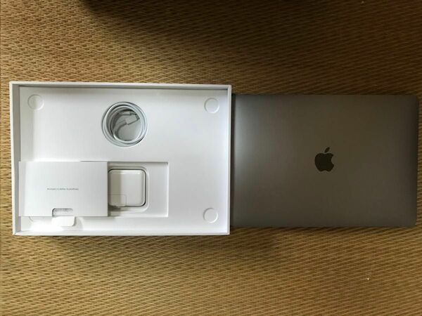 極美品　MacBook Air m1 2020