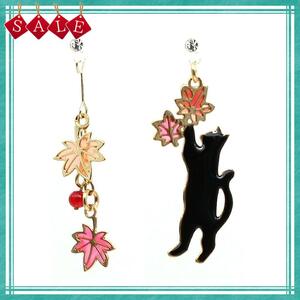 【特価セール】桜 白猫 紅葉 黒猫 アシンメトリー チタンポスト 金属アレルギー対応 ピアス 日本製 レディース アクセサリー [