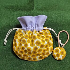 リバティ ザンジーサンビーム イエロー まん丸巾着ポーチとクルミボタンのセット