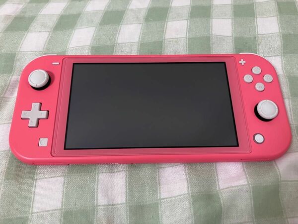美品 Nintendo Switch Lite 本体 ピンク 2020年製