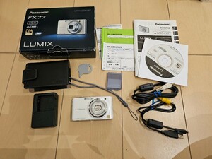 美品　Panasonic DMC-FX77 LUMIX コンパクトデジタルカメラ